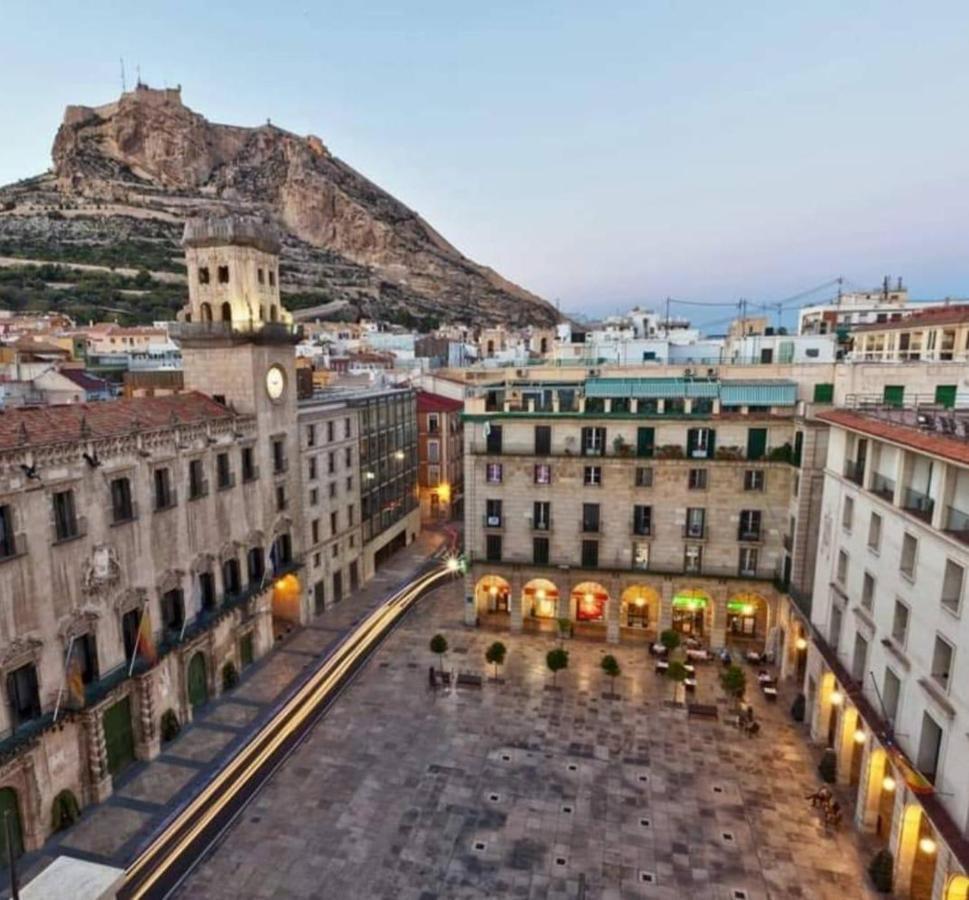 ホテル La Casa Morisca アリカンテ エクステリア 写真